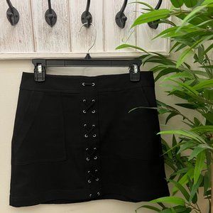 Express Black  Straight Mini with Criss Cross design down front Panel Size 6